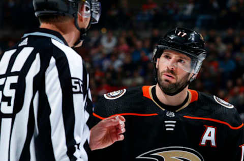 ANAHEIM, CA – DECEMBER 29: Ryan Kesler #17 of the Anaheim Ducks chats with linesman Shane Heyer. (Photo by Debora Robinson/NHLI via Getty Images)