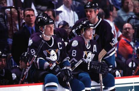 2000 Season: Teemu Selanne and Paul Kariya, ANAHEIM MIGHTY DUCKS. (Photo by Bruce Bennett Studios/Getty Images)