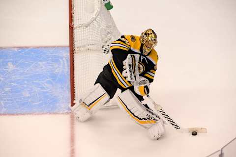 Boston Bruins goaltender Tuukka Rask (40) (Mandatory Credit: Dan Hamilton-USA TODAY Sports)