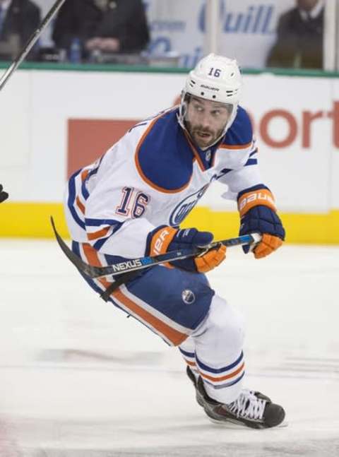 Jan 21, 2016; Dallas, TX, USA; Edmonton Oilers right wing Teddy Purcell (16) skates against the Dallas Stars during the third period at the American Airlines Center. Purcell scores a goal. The Stars defeat the Oilers 3-2. Mandatory Credit: Jerome Miron-USA TODAY Sports