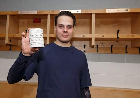 OTTAWA, ON – OCTOBER 12: Making his NHL debut, Auston Matthews #34 of the Toronto Maple Leafs poses with the 4 pucks with which he scored his first career NHL goals after a game against the Ottawa Senators during the season opener at Canadian Tire Centre on October 12, 2016 in Ottawa, Ontario, Canada. (Photo by Andre Ringuette/NHLI via Getty Images)