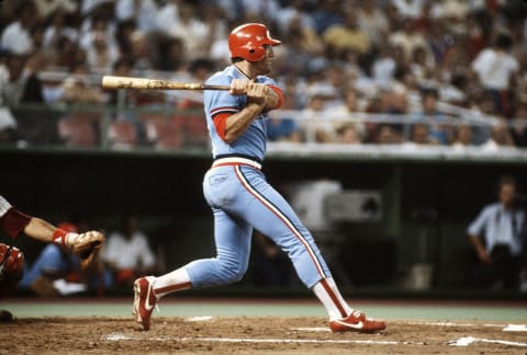 PHILADELPHIA, PA – CIRCA 1985: Darrell Porter #15 of the St. Louis Cardinals bats against the Philadelphia Phillies during a Major League Baseball game circa 1985 at Veterans Stadium in Philadelphia, Pennsylvania. Porter played for the Cardinals from 1981-85. (Photo by Focus on Sport/Getty Images)