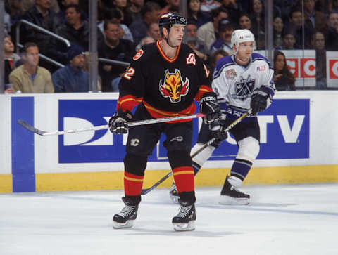 Craig Conroy #22 of the Calgary Flames. Mandatory Credit: Robert LaBerge /Getty Images/NHLI