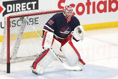 Winnipeg Jets, Connor Hellebuyck (37) Mandatory Credit: James Carey Lauder-USA TODAY Sports