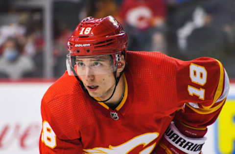 CALGARY, AB – JANUARY 13: Tyler Pitlick #18 of the Calgary Flames in action against the Ottawa Senators during an NHL game at Scotiabank Saddledome on January 13, 2022 in Calgary, Alberta, Canada. (Photo by Derek Leung/Getty Images)