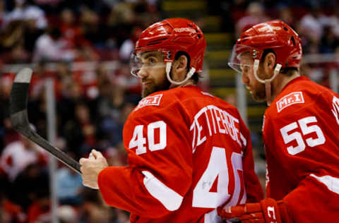 NHL Power Rankings: Detroit Red Wings left wing Henrik Zetterberg (40) and defenseman Niklas Kronwall (55) display a patch on their sweaters for owner Mike Ilitch in the third period against the St. Louis Blues at Joe Louis Arena. Mike Ilitch passed away February 10, 2017. Mandatory Credit: Rick Osentoski-USA TODAY Sports