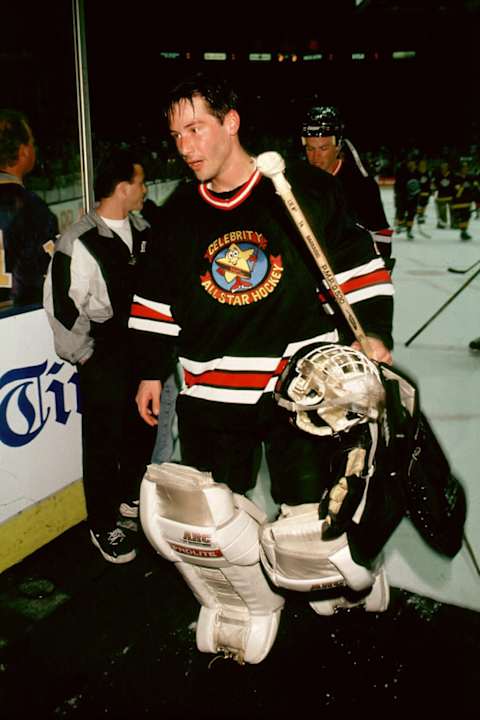 Toronto Maple Leafs – Keanu Reeves (Photo by Siemoneit/Sygma via Getty Images)