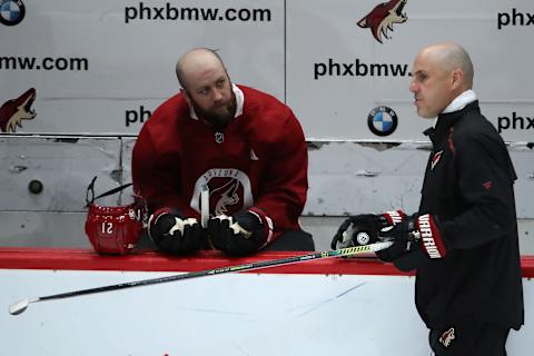 Derek Stepan #21 of the Arizona Coyotes. (Photo by Christian Petersen/Getty Images)