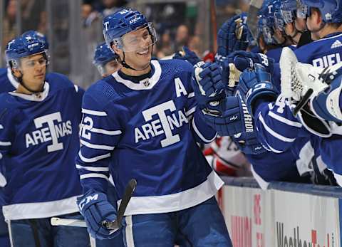 TORONTO,ON – DECEMBER 19: Tyler Bozak #42 of the Toronto Maple Leafs . (Photo by Claus Andersen/Getty Images)