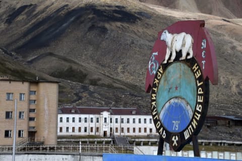 A sign for the abandoned town of Pyramiden, Norway.