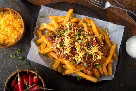 Chili on fries.