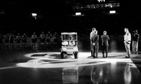 11/26/97 – CREDIT: Joel Richardson/TWP – US AIR – CANADIANS BEAT THE CAPITALS- ROD LANGWAY TALKS TO THE FANS AFTER RECEIVING A SET OF GOLF CLUBS AND GOLF CART WHEN HIS NUMBER WAS RETIRED (Photo by Joel Richardson/The Washington Post/Getty Images)