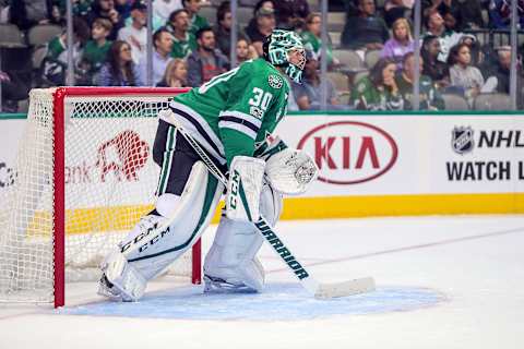 DALLAS, TX – SEPTEMBER 25: Dallas Stars goalie Ben Bishop (30) looks across the ice during the NHL game between the Colorado Avalanche and the Dallas Stars on September 25, 2017 at American Airlines Center in Dallas, TX. (Photo by George Walker/Icon Sportswire via Getty Images)