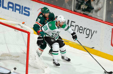 ST. PAUL, MN – DECEMBER 27: Greg Pateryn #29 of the Dallas Stars skates with the puck while Jason Zucker #16 of the Minnesota Wild defends during the game at the Xcel Energy Center on December 27, 2017 in St. Paul, Minnesota. (Photo by Bruce Kluckhohn/NHLI via Getty Images)