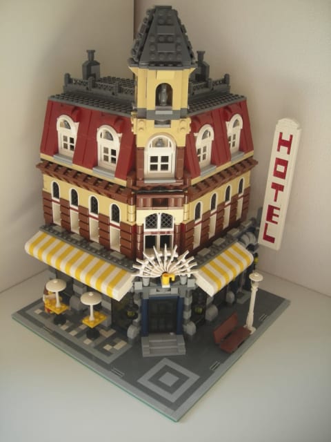 LEGO Cafe Corner