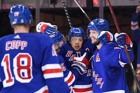 New York Rangers celebrate the goal by New York Rangers left wing Artemi Panarin (10) Credit: Dennis Schneidler-USA TODAY Sports