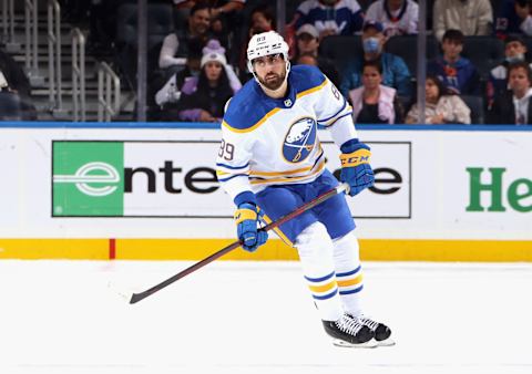 ELMONT, NEW YORK – DECEMBER 30: Alex Tuch #89 of the Buffalo Sabres skates against the New York Islanders at the UBS Arena on December 30, 2021 in Elmont, New York. (Photo by Bruce Bennett/Getty Images)