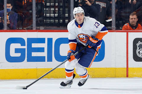 PHILADELPHIA, PENNSYLVANIA – JANUARY 18: Mathew Barzal #13 of the New York Islanders skates with the puck against the Philadelphia Flyers at Wells Fargo Center on January 18, 2022, in Philadelphia, Pennsylvania. (Photo by Tim Nwachukwu/Getty Images)