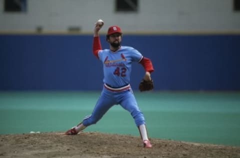 PITTSBURGH – 1984: Bruce Sutter of the St. Louis Cardinals pitches against the Pittsburgh Pirates at Three Rivers Stadium in 1984 in Pittsburgh, Pennsylvania. (Photo by George Gojkovich/Getty Images)