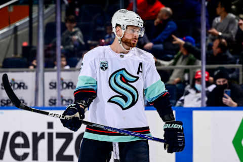 ELMONT, NEW YORK – FEBRUARY 02: Adam Larsson #6 of the Seattle Kraken prepares for the face-off against the New York Islanders at UBS Arena on February 02, 2022 in Elmont, New York. (Photo by Steven Ryan/Getty Images)