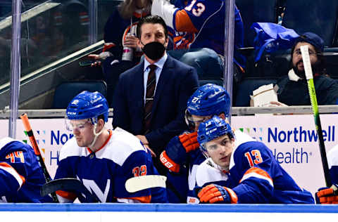 ELMONT, NEW YORK - JANUARY 01: Interim head coach Lane Lambert looks on against the Edmonton Oilers during the second period at UBS Arena on January 01, 2022 in Elmont, New York. Head coach Barry Trotz is not on the bench today due to personal reasons. (Photo by Steven Ryan/Getty Images)