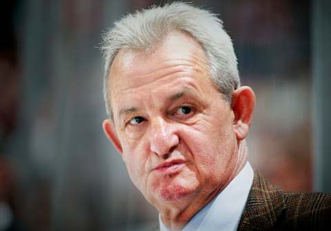 VANCOUVER, BC – APRIL 4: Head coach Darryl Sutter of the Los Angeles Kings looks on from the bench during their NHL game against the Vancouver Canucks at Rogers Arena April 4, 2016 in Vancouver, British Columbia, Canada. (Photo by Jeff Vinnick/NHLI via Getty Images)