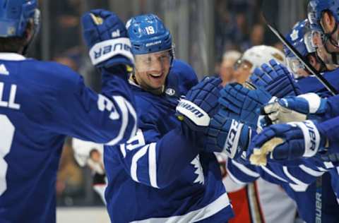 TORONTO, ON – FEBRUARY 7: Jason Spezza #19 of the Toronto Maple Leafs   (Photo by Claus Andersen/Getty Images)