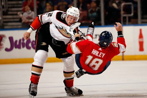 SUNRISE, FL – OCTOBER 26: Josh Manson #42 of the Anaheim Ducks fights with Micheal Haley #18 of the Florida Panthers . (Photo by Eliot J. Schechter/NHLI via Getty Images)