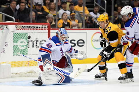 PITTSBURGH, PA – FEBRUARY 17: Alexandar Georgiev #40 of the New York Rangers makes a save in the second period during the game against the Pittsburgh Penguins at PPG PAINTS Arena on February 17, 2019 in Pittsburgh, Pennsylvania. (Photo by Justin Berl/Icon Sportswire via Getty Images)