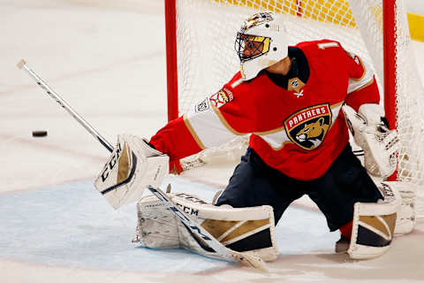 SUNRISE, FL – APRIL 5: Goaltender Roberto Luongo #1 of the Florida Panthers defends the net against the Boston Bruins at the BB&T Center on April 5, 2018 in Sunrise, Florida. (Photo by Eliot J. Schechter/NHLI via Getty Images) *** Local Caption *** Roberto Luongo