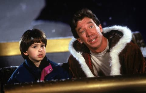 Eric Lloyd and Tim Allen in The Santa Clause (1994).