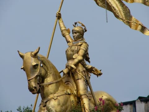 It's not just France that pays tribute to Joan of Arc. This statue of her in full military garb resides in New Orleans, Louisiana.