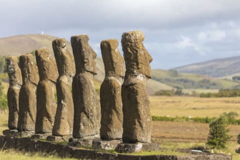 On the equinox, these Moai stare directly at the setting sun.