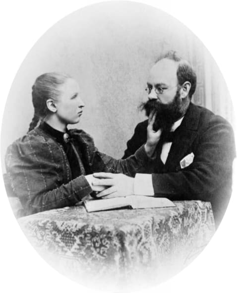 Ragnhild Kåta with her teacher Elias Hofgaard.