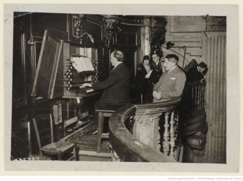 Louis Vierne plays the organ of St.-Nicolas du Chardonnet in Paris, France.