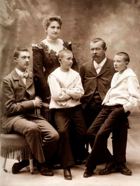 Georges Vuitton, son of Louis Vuitton, with his wife Josephine Patrelle and their children Gaston-Louis and twins Pierre and Jean, circa 1900.