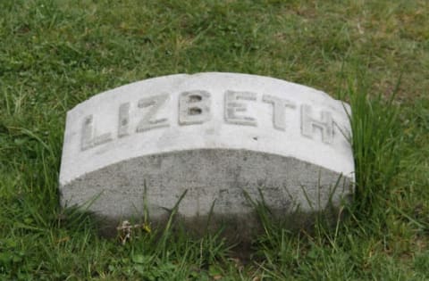 Lizzie Borden's gravestone at Oak River Cemetery in Fall River, Massachusetts.