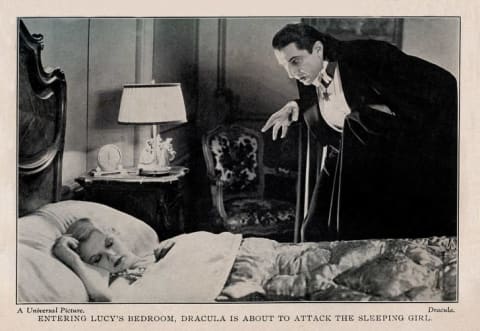 Bela Lugosi in Dracula (1931).