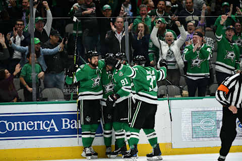 DALLAS, TX – NOVEMBER 21: Jamie Benn #14, Tyler Seguin #91 and the Dallas Stars celebrate a goal against the Winnipeg Jets at the American Airlines Center on November 21, 2019 in Dallas, Texas. (Photo by Glenn James/NHLI via Getty Images)