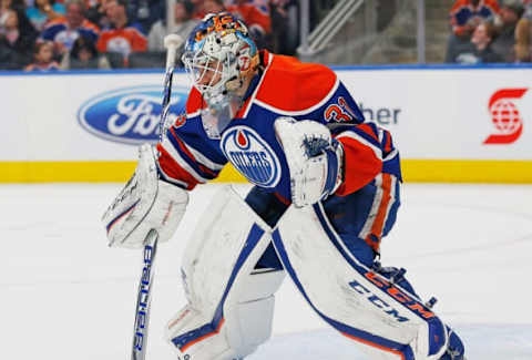 NHL Power Rankings: Edmonton Oilers goaltender Cam Talbot (33) makes a save against the Los Angeles Kings at Rogers Place. Mandatory Credit: Perry Nelson-USA TODAY Sports