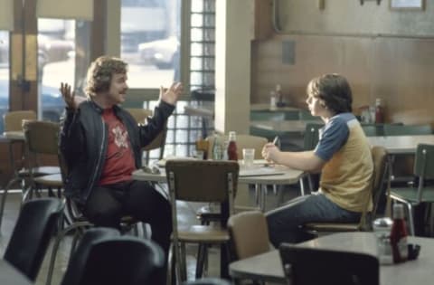 Philip Seymour Hoffman and Patrick Fugit in Almost Famous (2000).