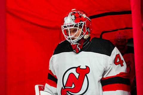 New Jersey Devils goaltender Akira Schmid (40): James Guillory-USA TODAY Sports