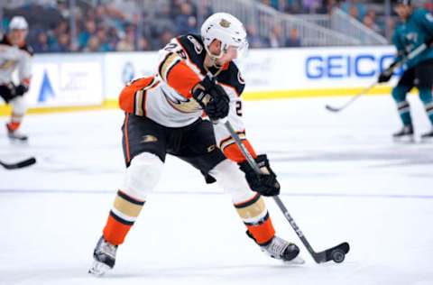 SAN JOSE, CA – SEPTEMBER 18: Anaheim Ducks defenseman Marcus Pettersson (28) controls the puck during the San Jose Sharks game versus the Anaheim Ducks on September 18, 2018, at SAP Center at San Jose in San Jose, CA. (Photo by Matt Cohen/Icon Sportswire via Getty Images)