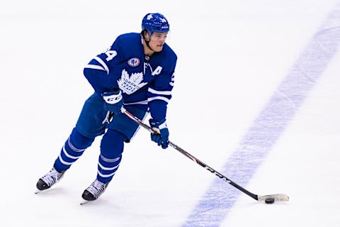 TORONTO, ON – NOVEMBER 15: Toronto Maple Leafs Center Auston Matthews (34) skates with the puck during the NHL regular season game between the Boston Bruins and the Toronto Maple Leafs on November 15, 2019, at Scotiabank Arena in Toronto, ON, Canada. (Photo by Julian Avram/Icon Sportswire via Getty Images)