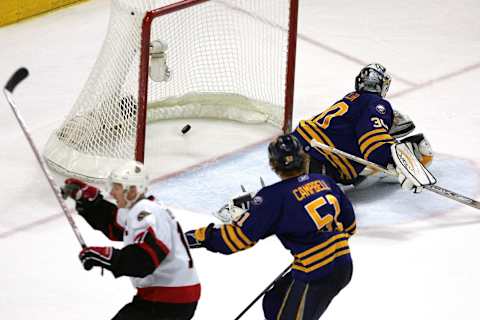 Daniel Alfredsson #11 of the Ottawa Senators (Photo by Bruce Bennett/Getty Images)