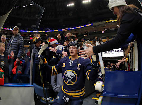 Buffalo Sabres center Jack Eichel (9): (Timothy T. Ludwig-USA TODAY Sports)