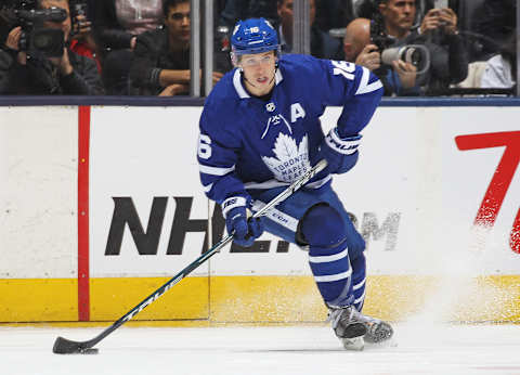 TORONTO, ON – NOVEMBER 7: Mitchell Marner #16 of the Toronto Maple Leafs  (Photo by Claus Andersen/Getty Images)