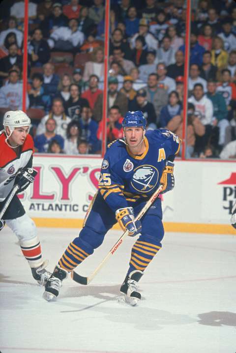 Canadian professional ice hockey player Dave Andreychuk