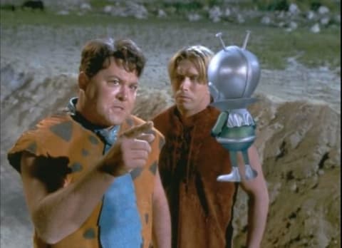 Mark Addy and Stephen Baldwin in The Flintstones in Viva Rock Vegas (2000).