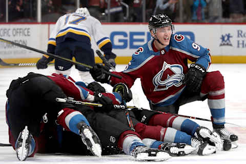 DENVER, CO – APRIL 07: Mikko Rantanen #96 of the Colorado Avalanche celebrates with his teammates an empty net goal in the third period against the St Louis Blues at the Pepsi Center on April 7, 2018 in Denver, Colorado. (Photo by Matthew Stockman/Getty Images)